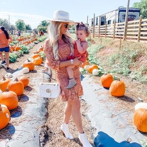 AUTUMN COLORED, OFF THE SHOULDER, CINCHED MIDI DRESS